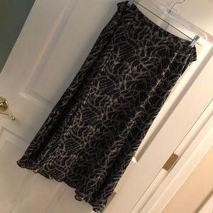 Jones wear midi skirt Sheer print over solid black